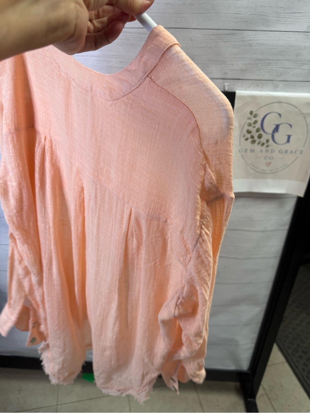 Free People Peach Gauze Raw Hem Oversized Tunic Top M/L Boho Clean Beauty - Picture 15 of 15